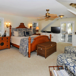 Cape Cod Upstairs Low Ceiling Bedroom Ideas And Photos Houzz