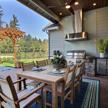 The Eagle's Peak : 2018 Parade of Homes