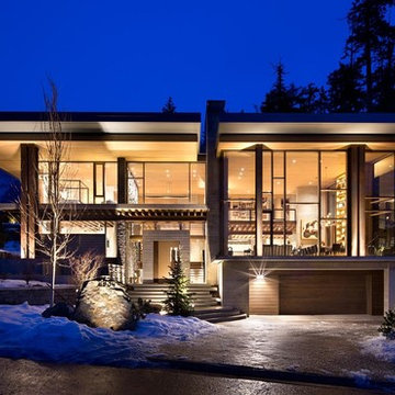 Modern Mountain View Home - Whistler