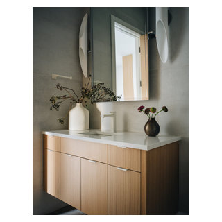 Glen Heights Grandeur - Powder Room - Chicago - by DGI Design x Build ...