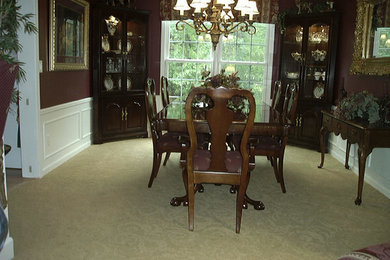 Inspiration for a timeless dining room remodel in Detroit