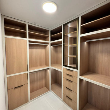 Selene Oceanfront Custom Closets by VelArt