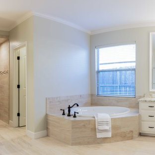 Badezimmer mit beigefarbenen Fliesen Ideen, Design & Bilder - Oktober