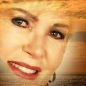 Angela Thackers foto