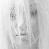 Stephanie Lee's photo