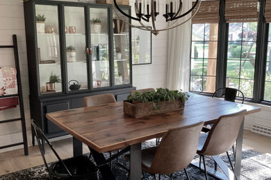 Dining room photo in Other