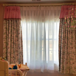 Rubner Nursery - Curtains
