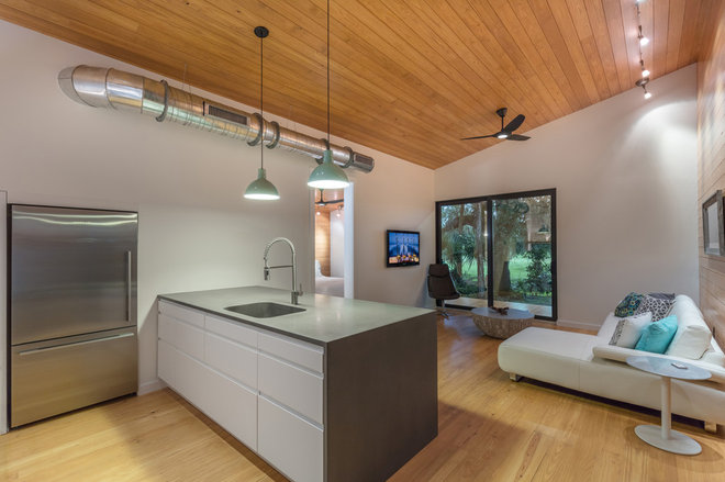 Contemporary Kitchen by Josh Wynne Construction