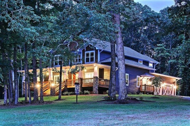 Inspiration for a craftsman exterior home remodel in Atlanta
