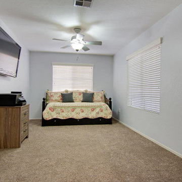 Selling a home in Phoenix during the Holidays