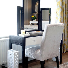 DL dressing table