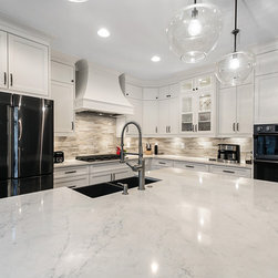 Hand Kitchen - Kitchen Islands And Kitchen Carts