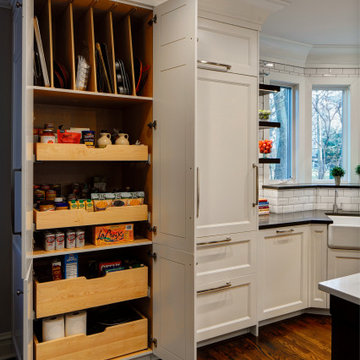 Transitional Kitchen Makeover