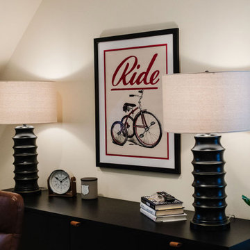 Multifunctional Home Office + Guest Room