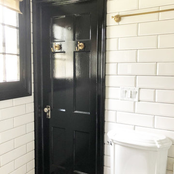 Black And White Bathroom
