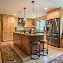 Kitchen Island/stools