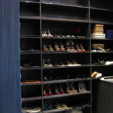 Large Contemporary Master Closet