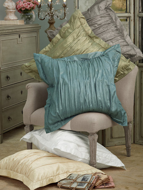 Soft Surroundings Balloon Euro Sham Pillowcases And Shams