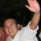Tri Nguyens foto