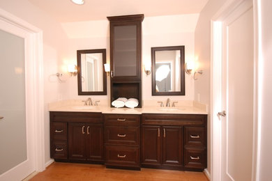 Example of a classic bathroom design in DC Metro