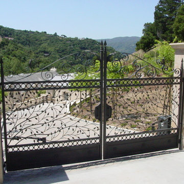 Custom driveway gate