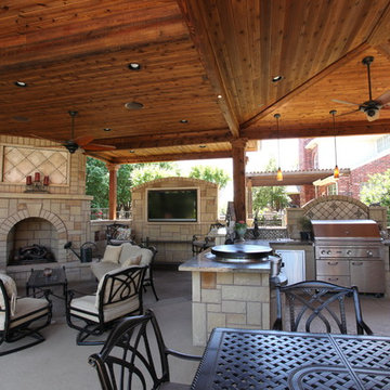 Hard-scapes and Outdoor Living in Tight Spaces