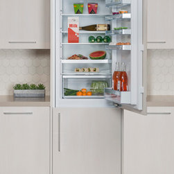 24" Built-In Custom Panel Bottom Freezer - 800 Series - Refrigerators