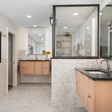 Gallery House: Bathroom 1
