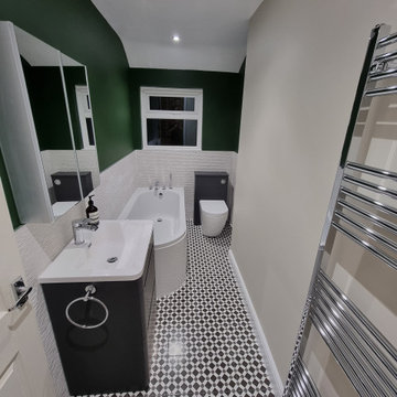 Family Bathroom Bungalow in Barnt Green