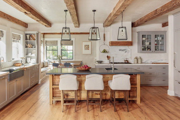 Country Kitchen by Jess Cooney Interiors