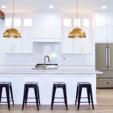 Range, Refrigerator, and Kitchen Island