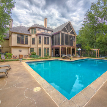 Outdoor living space in Overland Park