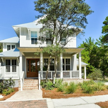 Forrest Lakes / Front Elevation