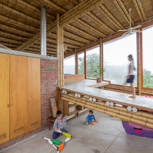 Ecuador Houzz Tour: A Forest Cabin Ramps Up Sustainable Design
