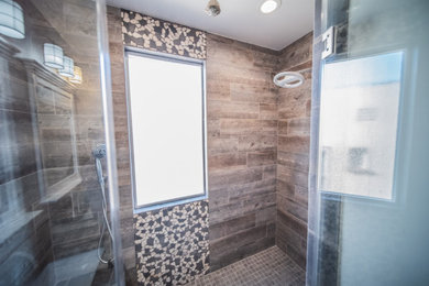 Inspiration for a bathroom remodel in Los Angeles