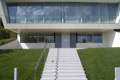 This is an example of a contemporary exterior in Essen.