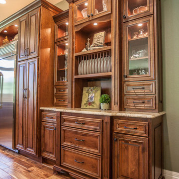 Mount Pleasant, Iowa - Traditional Kitchen