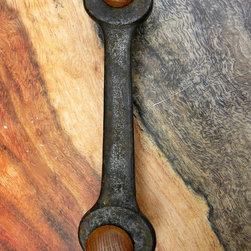 Wrench door pulls - Products
