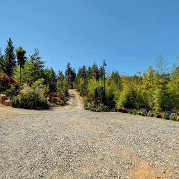 1499/1499B Trail Way - $1,695,000 – MLS Res 885121 / Com 885130