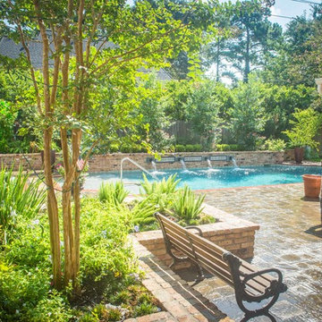 Brick and Tile Backyard Design - New Orleans Flavor