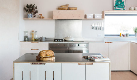 Stickybeak of the Week: Birch Ply Helps Cotswolds Kitchen Blend In