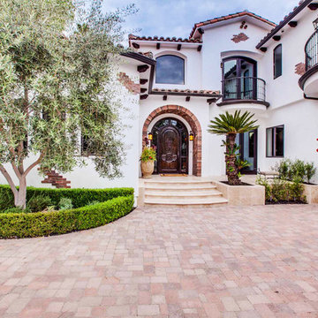 Spanish Colonial Revival Makeover - Motor Court