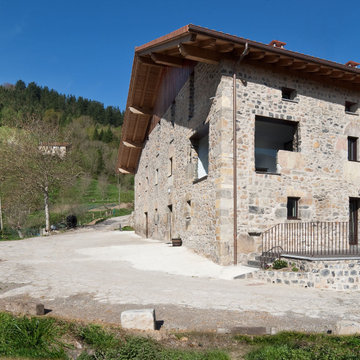 Reforma de un caserío en Errezil, Guipuzcoa