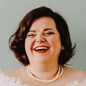 Cecily McAndrews's photo