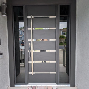 Deux 1105 Black, 96” height with fingerprint smart lock and two sidelites