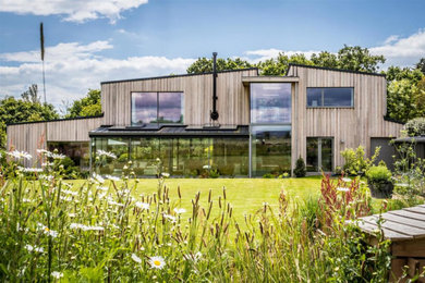 Photo of a contemporary house exterior in Sussex.