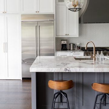 East Cobb beautiful and magnificent kitchen