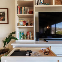 Electronics/outlets