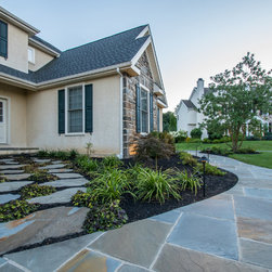 Irregular Flagstone Steppers - Landscaping Stones And Pavers