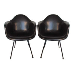 Herman Miller Eames Set Of Arm Shell Chairs - Dining Chairs